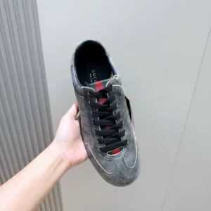 Gucci Shift Leather Sneakers – RGS99