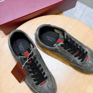 Gucci Shift Leather Sneakers – RGS99