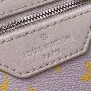 LV Discovery Backpack - RBV137