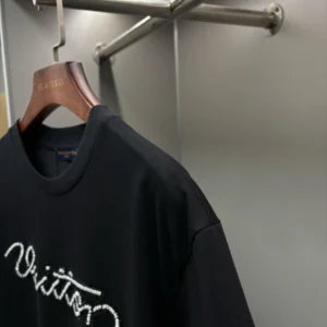 LV Embellished Signature Short-Sleeved T-Shirt - LRT125