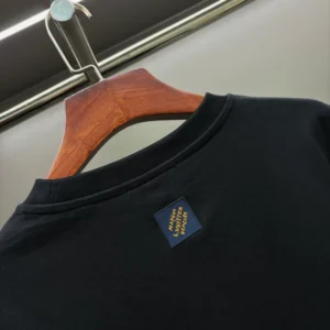 LV Embellished Signature Short-Sleeved T-Shirt - LRT125