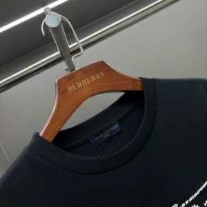 LV Embellished Signature Short-Sleeved T-Shirt - LRT125