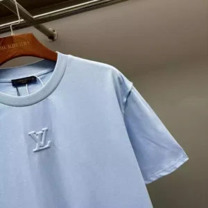 LV Embossed LV T-Shirt - LRT117