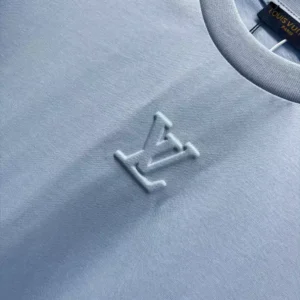 LV Embossed LV T-Shirt - LRT117