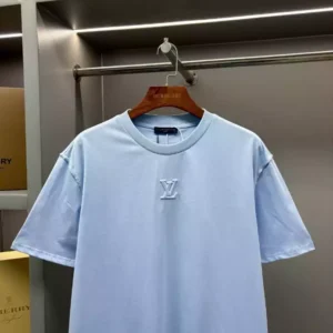 LV Embossed LV T-Shirt - LRT117