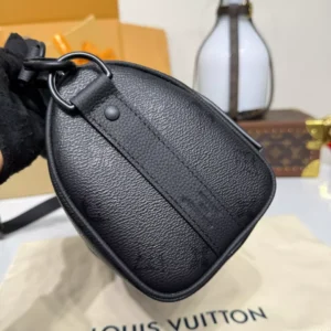 LV Keepall Bandoulière 25 Bag - RBV128