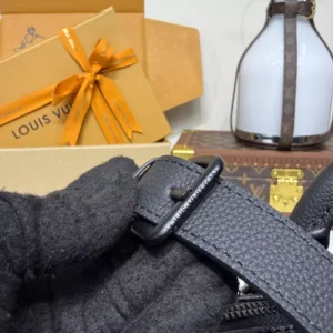 LV Keepall Bandoulière 25 Bag - RBV128