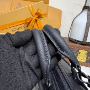 LV Keepall Bandoulière 25 Bag - RBV128