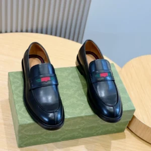 GC Men's Loafer With Web In Black Leather - RG05