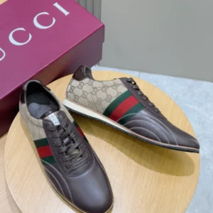 Gucci Low Sneakers Brown And Beige GG Canvas – RGS110