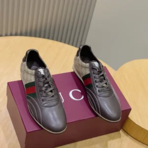 Gucci Low Sneakers Brown And Beige GG Canvas – RGS110