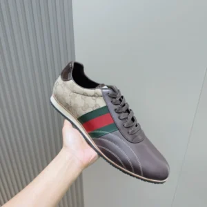 Gucci Low Sneakers Brown And Beige GG Canvas – RGS110