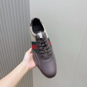 Gucci Low Sneakers Brown And Beige GG Canvas – RGS110