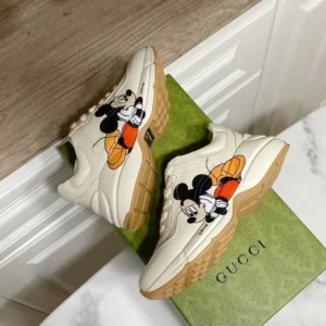 Gucci Rhyton Sneaker – RGS106