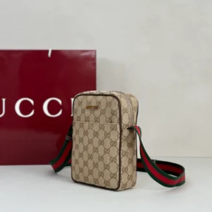 Gucci Tag Small Crossbody Bag - GB041