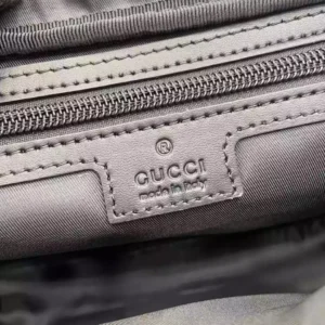 Gucci Nexus Logo Detailed Large Slingbag in Black - GB051
