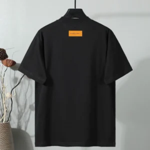 LV Short-Sleeved Signature Patch Crewneck - LRT136