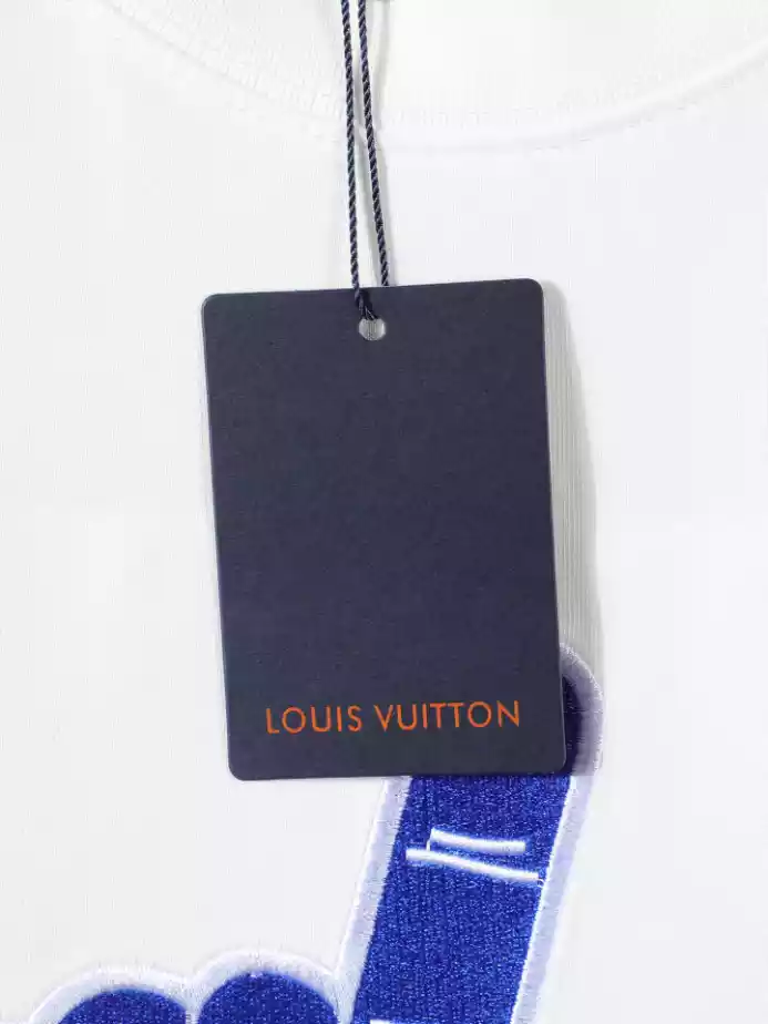 LV Short-Sleeved Signature Patch Crewneck - LRT137