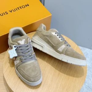 LV Trainer Distressed Sneaker - RLS194