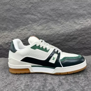 LV Trainer Sneaker - RLS189