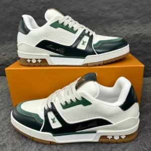 LV Trainer Sneaker - RLS189