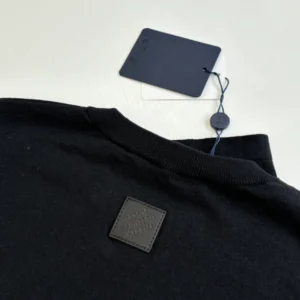 Louis Vuitton Logo Cotton T-Shirt - LRT164