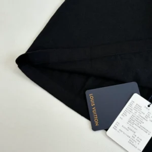 Louis Vuitton Logo Cotton T-Shirt - LRT164
