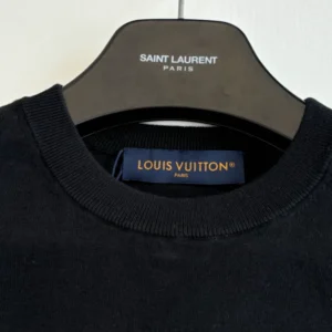 Louis Vuitton Logo Cotton T-Shirt - LRT164