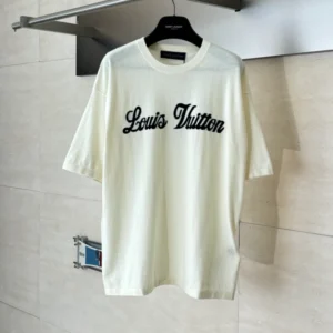 Louis Vuitton Logo Cotton T-Shirt - LRT165