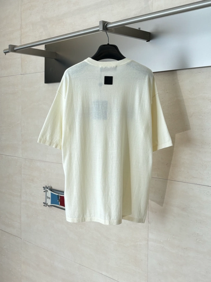 Louis Vuitton Logo Cotton T-Shirt - LRT165