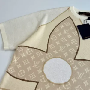 Louis Vuitton Patchwork Signature Short-Sleeved Crewneck - LRT167