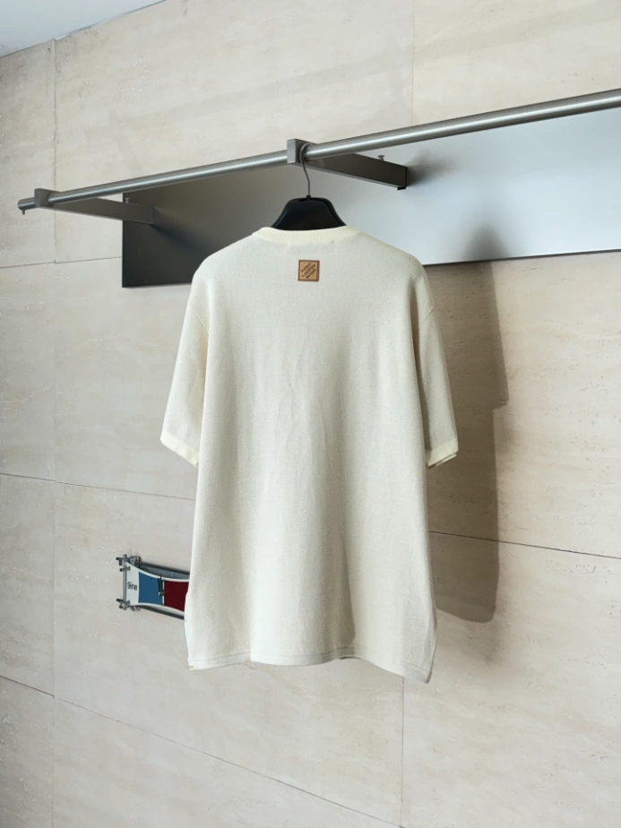 Louis Vuitton Patchwork Signature Short-Sleeved Crewneck - LRT167