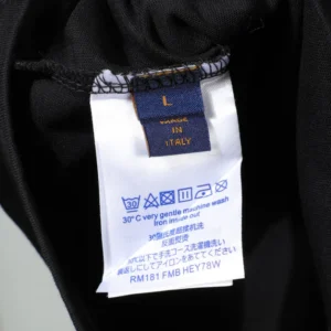 Louis Vuitton T-shirt - LRT138
