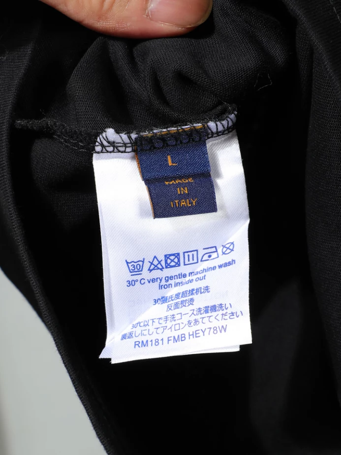 Louis Vuitton T-shirt - LRT138