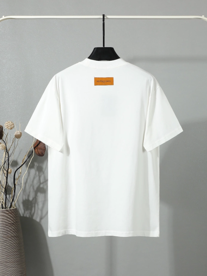 Louis Vuitton T-shirt - LRT139