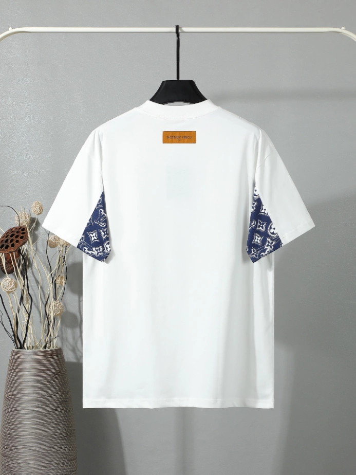Louis Vuitton T-shirt - LRT140