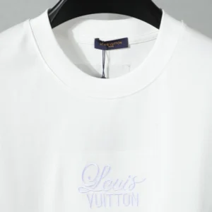 Louis Vuitton T-shirt - LRT140
