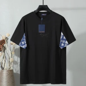 Louis Vuitton T-shirt - LRT141