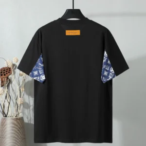 Louis Vuitton T-shirt - LRT141