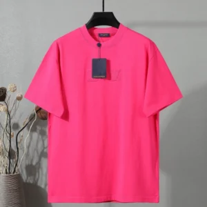 Louis Vuitton T-shirt - LRT143