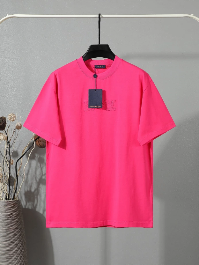 Louis Vuitton T-shirt - LRT143