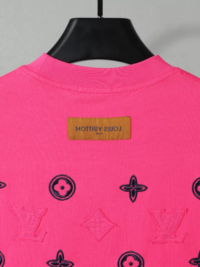 Louis Vuitton T-shirt - LRT143