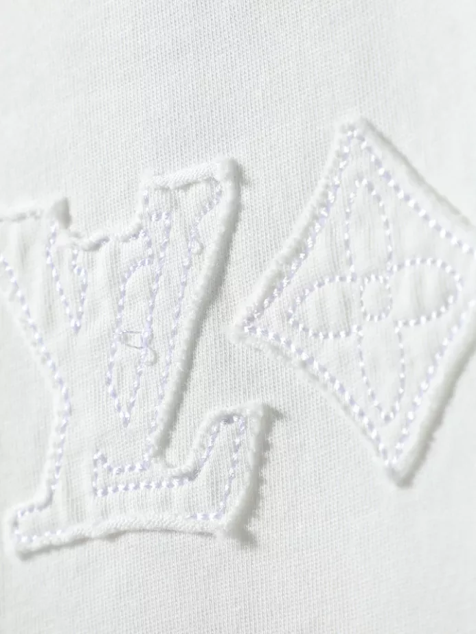 Louis Vuitton T-shirt - LRT144