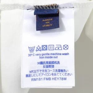 Louis Vuitton T-shirt - LRT144