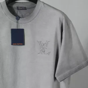 Louis Vuitton T-shirt - LRT145