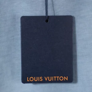 Louis Vuitton T-shirt - LRT147