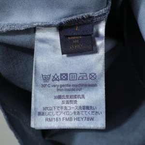 Louis Vuitton T-shirt - LRT147