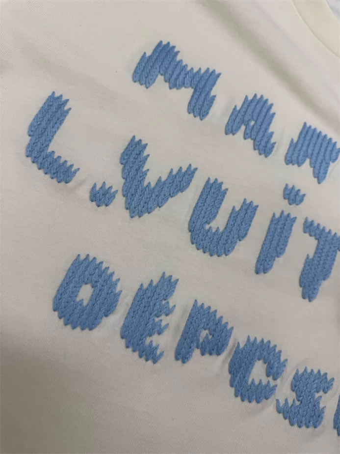 Louis Vuitton Embroidered Signature T-Shirt - LRT154