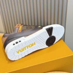 LV Trainer Sneaker - RLS199