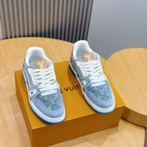 LV Trainer Sneaker - RLS197